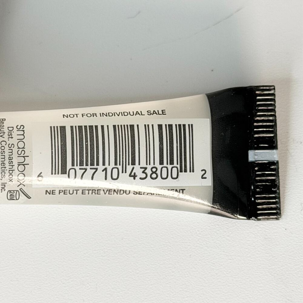 Smashbox Photo Finish Primer Oil-Free Smooth Blur Travel .25 fl oz 7.1 ml New - Picture 5 of 5